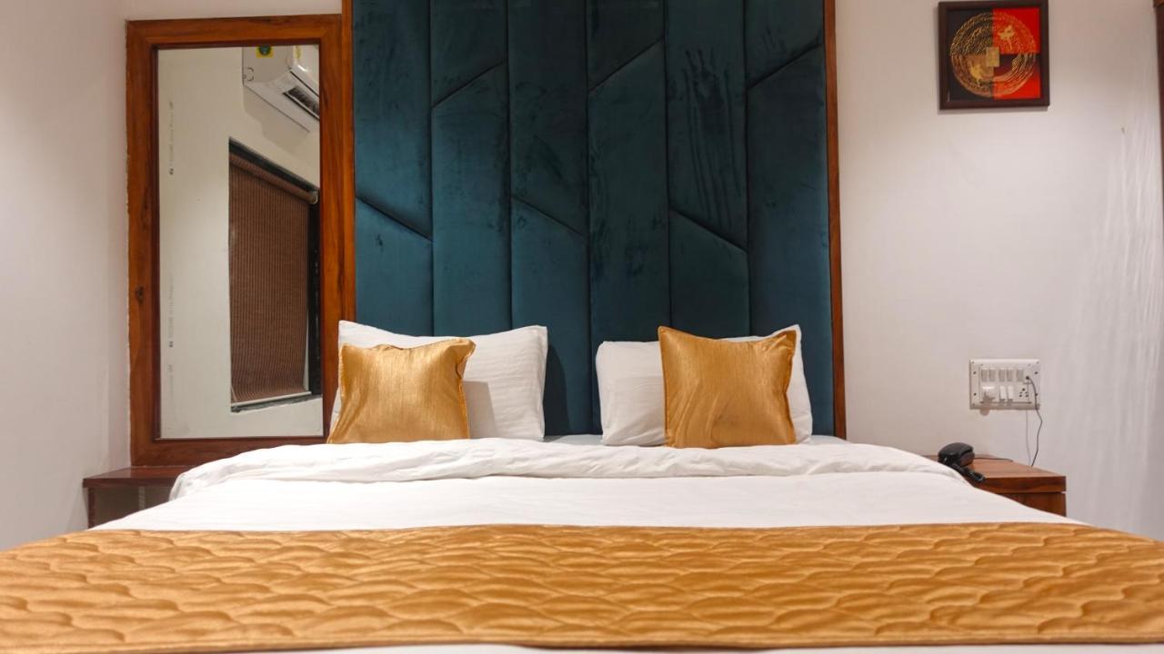 Hotel Palms Residency, Chembur Bombaj Exteriér fotografie